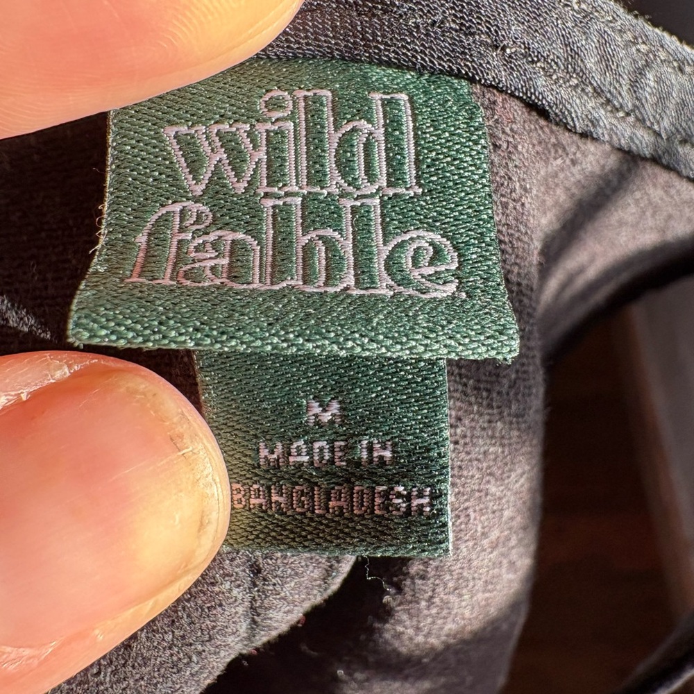 Wild fable Black V-Neck Cropped denim Tank with Wide Straps sz M - Picture 3 of 7